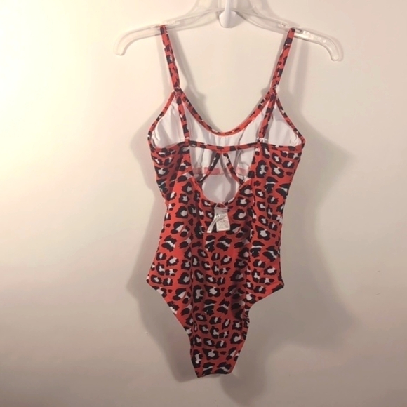 CUPSHE Women's V Neck Leopard Print One Piece Swimsuit Size Medium - Picture 5 of 12